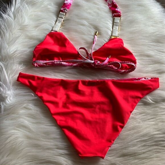 Beach Bunny Bikini Set - Picture 5 of 6